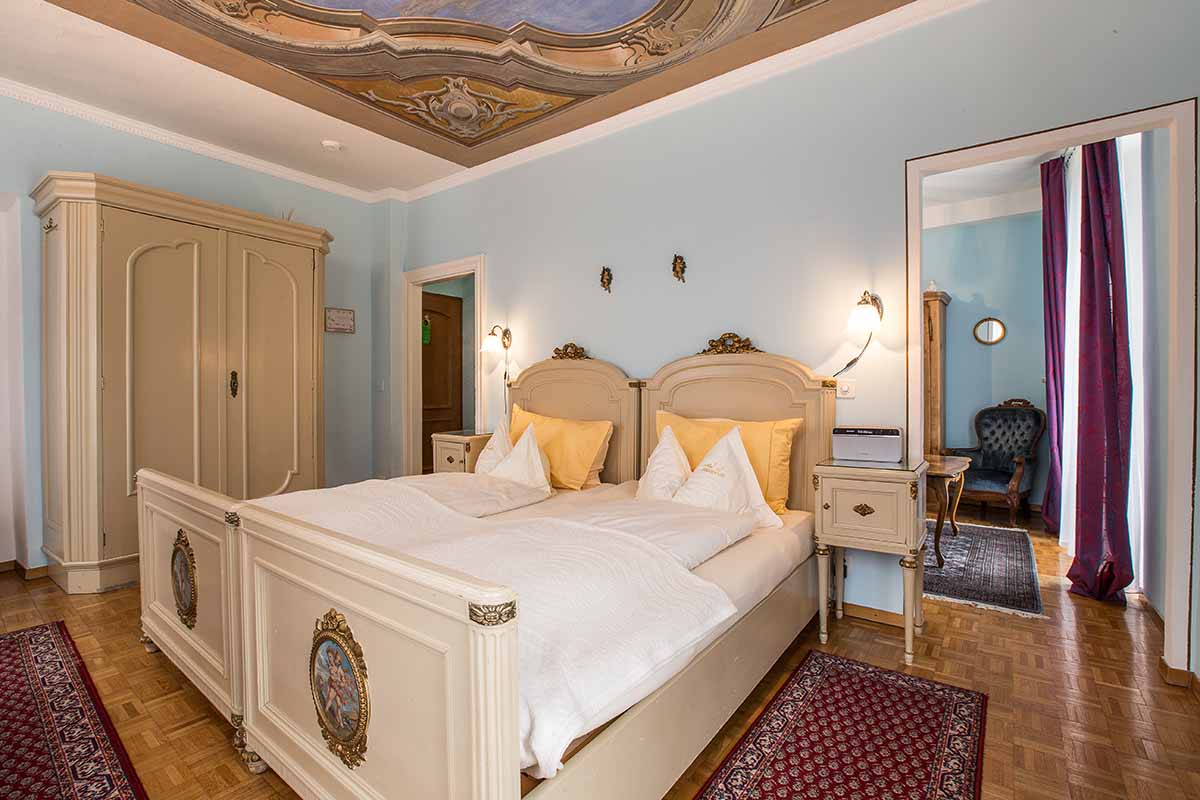 Romantik & Swiss Historic Hotel Villa Carona, hoch über dem Luganersee nähe Morcote, Meride und Lugano im Tessin