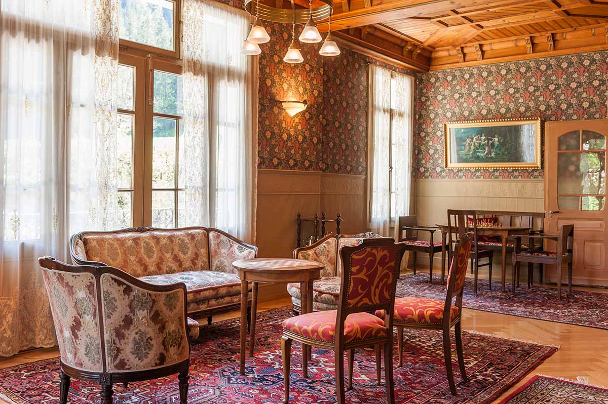 Hotel Rosenlaui im Haslital bei der berühmten Rosenlauischlucht im Haslital zwischen Meiringen und Grindelwald – Ein Portrait
