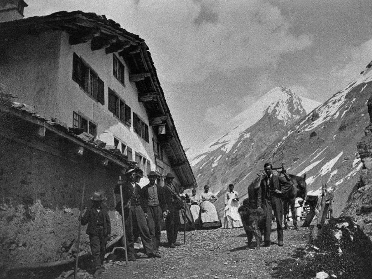 Berghotel Schwarenbach, nähe Daubensee, zwischen der Gemmi / Gemmipass, Leukerbad und Kandersteg